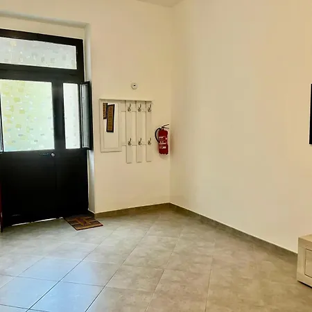 Gens Fulvia * برينديسي