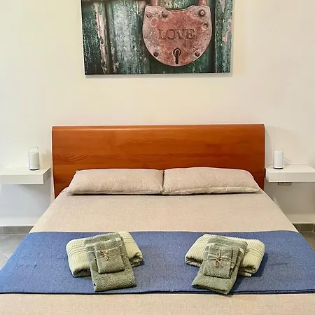 Gens Fulvia * Bríndisi